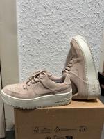 Nike Air Force 1 Sage Low Rosa Gr. 37.5 (EU) Düsseldorf - Pempelfort Vorschau