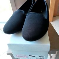 Neu schwarze Ballerinas Halbschuhe Gr. 38 Bayern - Auhausen Vorschau