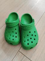 Crocs Kinder Clocs grün 29 30 Nordrhein-Westfalen - Schöppingen Vorschau