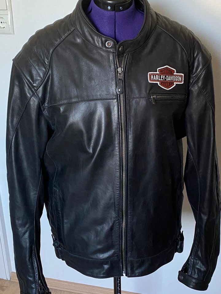 Herren Motorradjacke von Harley Davidson in Freilassing