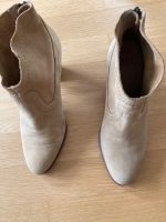 UGG, Modell Charlotte Gr. 40, Beige Wandsbek - Hamburg Wellingsbüttel Vorschau