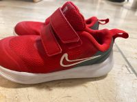 Nike Turnschuhe Sneakers rot Größe 23,5 Rheinland-Pfalz - Gau-Bickelheim Vorschau