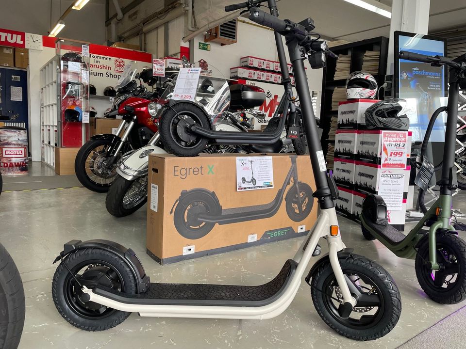 EGRET X Plus E-Scooter in 3 Farben in Viersen