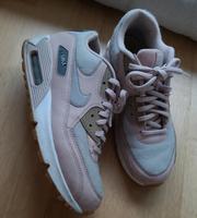 Nike Air Max Damen Gr. 38,5 rosa/rose/grau Kr. München - Aschheim Vorschau