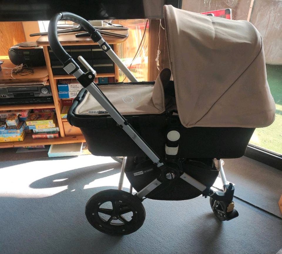 Kinderwagen Bugaboo Cameleon, Sportwagen, Babywanne, UV-Schutz in Osnabrück