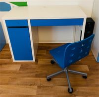 Kinderzimmer Schreibtisch mit Stuhl und Schränke Berlin - Friedrichsfelde Vorschau