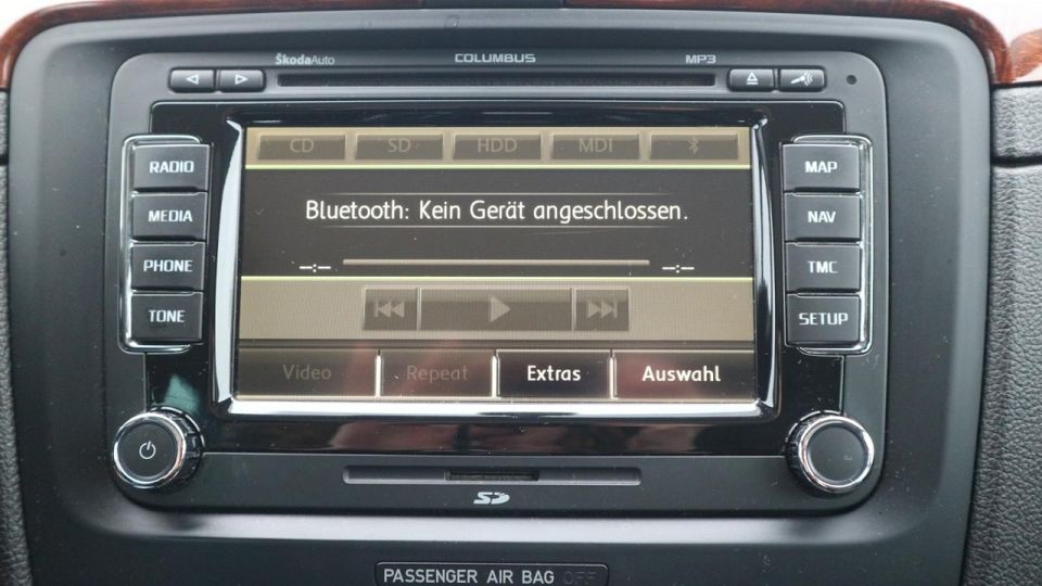 Skoda Superb Eleg.+Kundenauftrag+RATENKAUF OHNE BANK+TÜV NEU in Barsinghausen