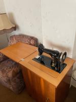 DDR Nähmaschinenschrank inkl Nähmaschine Sachsen-Anhalt - Hedersleben Vorschau