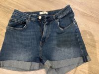 H&M Jeans Shorts Größe 38 Brandenburg - Großräschen Vorschau