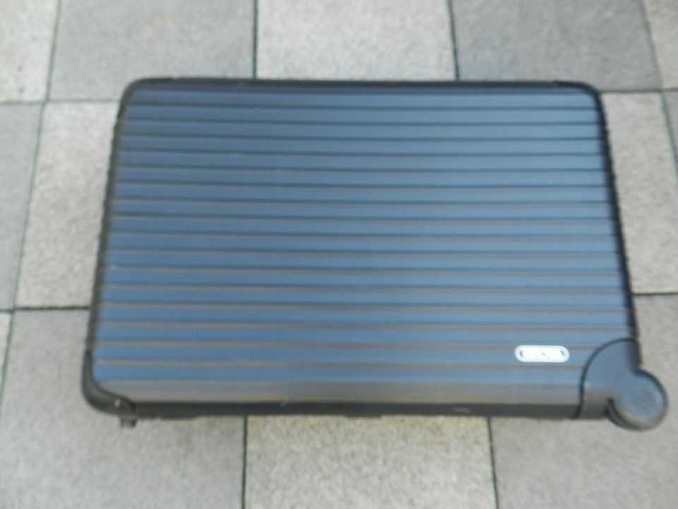 Rimowa Koffer Schwarz B 70cm X Tief 24cmX H48cm mit 1Schlüssel in Gelsenkirchen