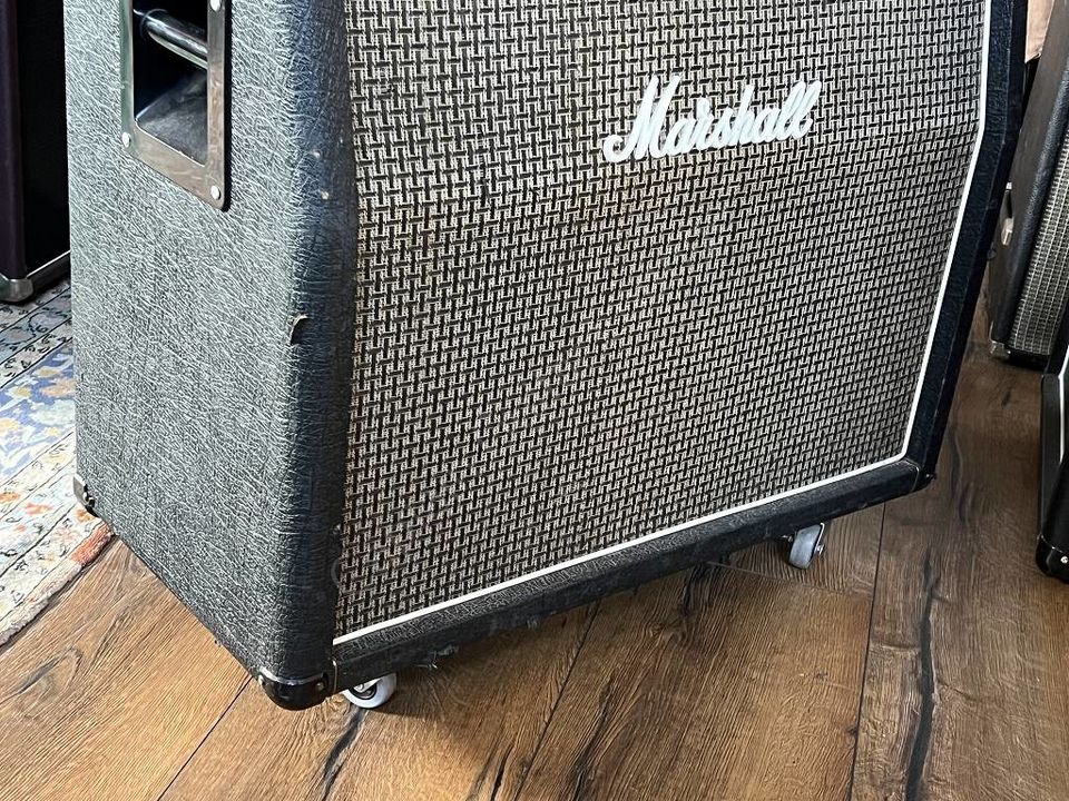 1976 Marshall - 1960A - Narrow Checkerboard - ID 3782 in Emmering