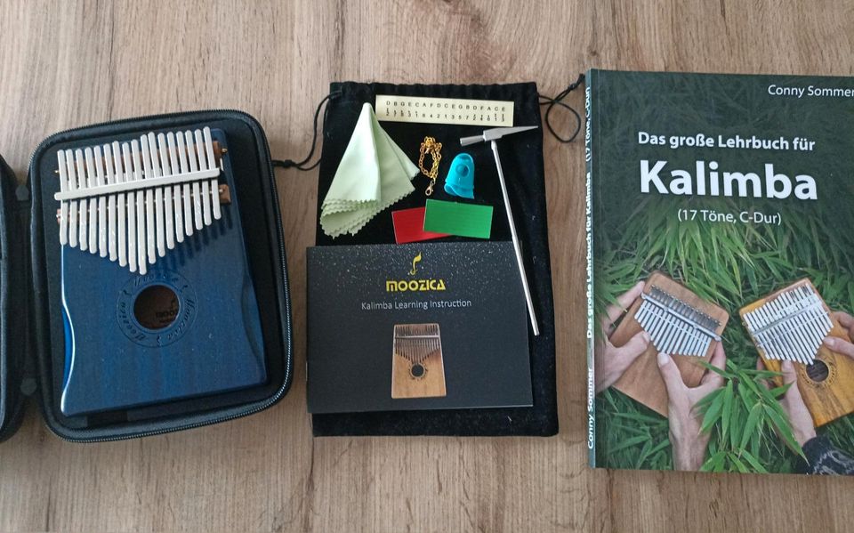 Kalimba Komplett Set mit Lehrbuch in Schorndorf
