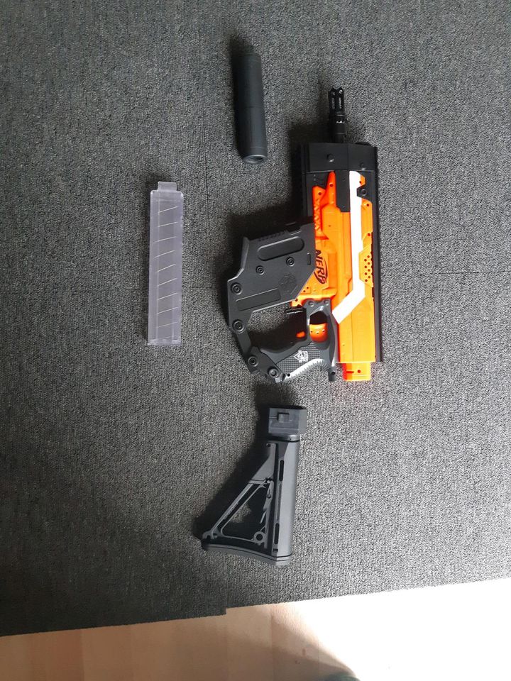 Nerf Gewehr kriss vector in Leipheim