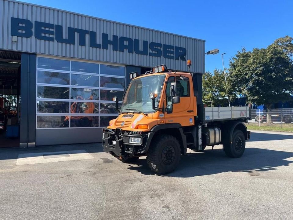 Mercedes-Benz Mercedes Benz Unimog U 400 6 Zylinder in Hagelstadt