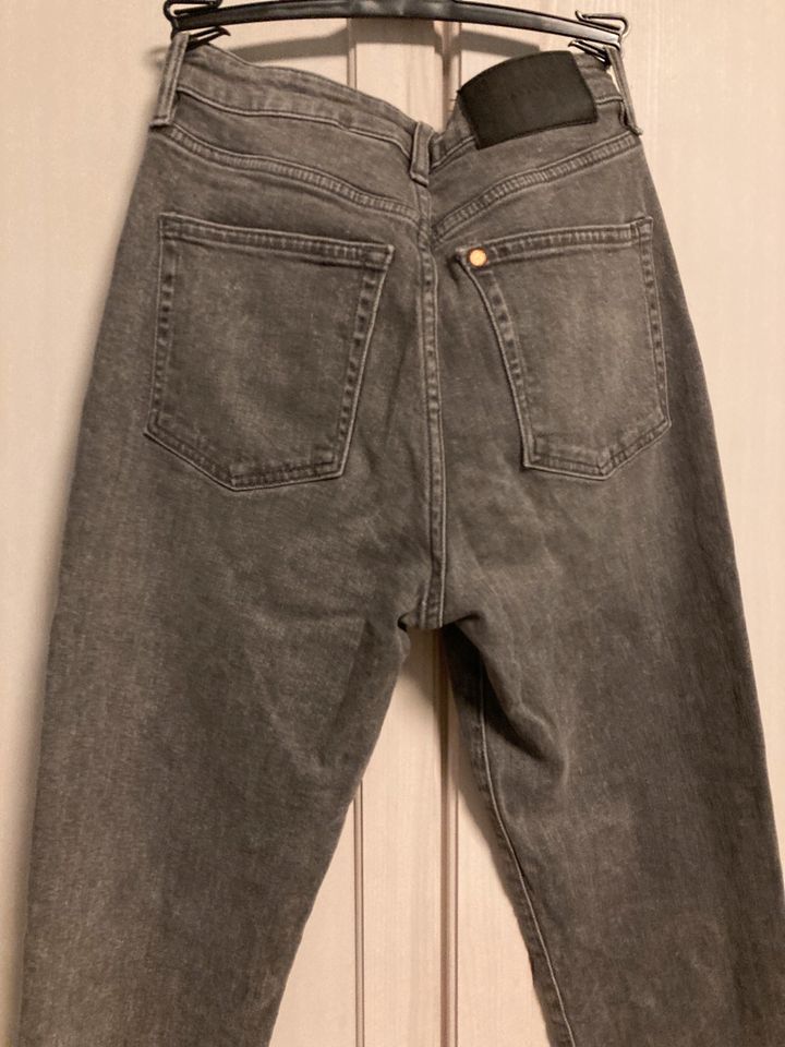 Jeans Hose, Mom Jeans, grau, Gr.34 in Essen