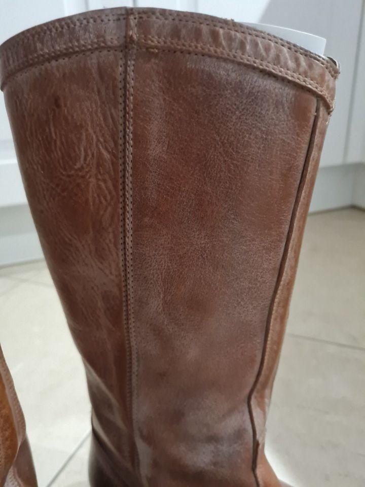 Frye Stiefel cognac NEU ovp US 8 ca. 38,5 vintagelook in Esslingen