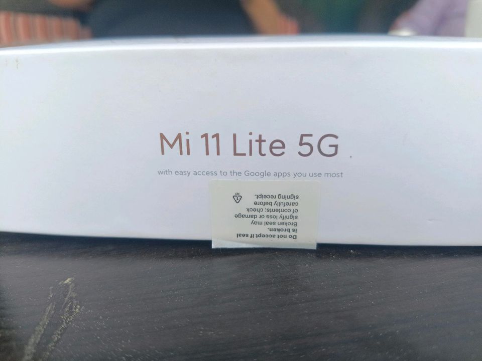 Xiaomi 11 Lite 5G in Pocking