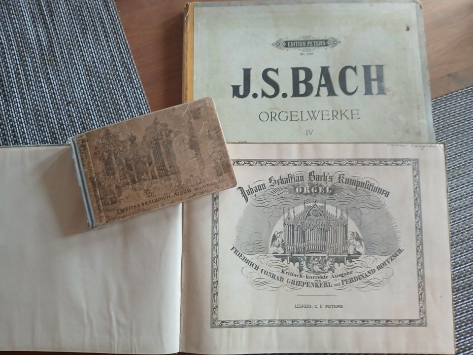 3 alte Bücher  J.S. Bach Orgelwerke 243 u. 245 Peters in Neustadt