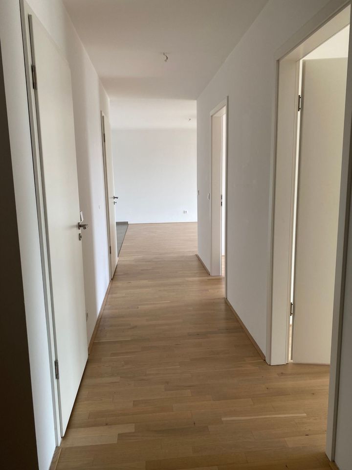 ***Moderne 3-Zimmer mit Balkon-Wintergarten im 2. OG in Bremen!*** in Bremen