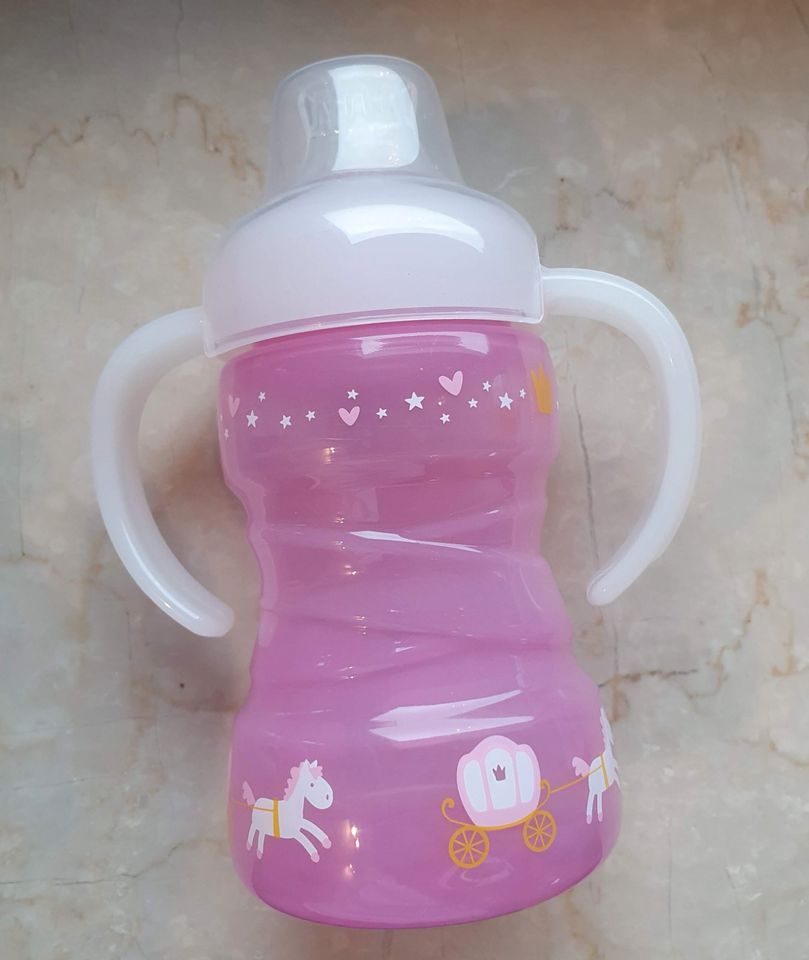 Trinklernflasche Babylove, neu in Denklingen