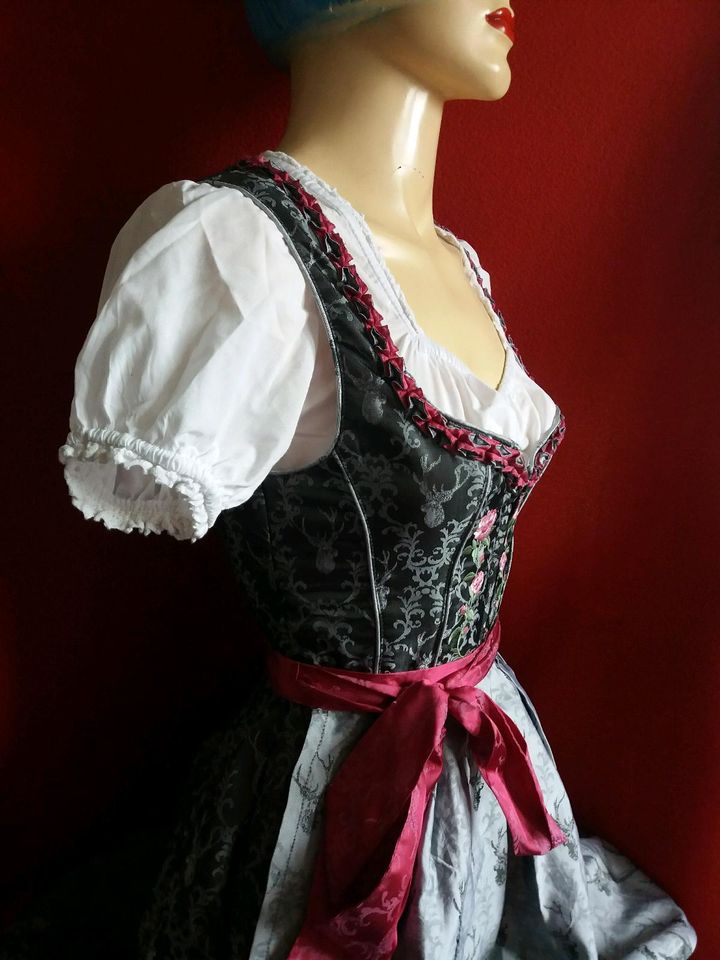 Edles Dirndl Lorena von Stockerpoint Hirsche Gr.34 Festtagsdirndl in Stuttgart