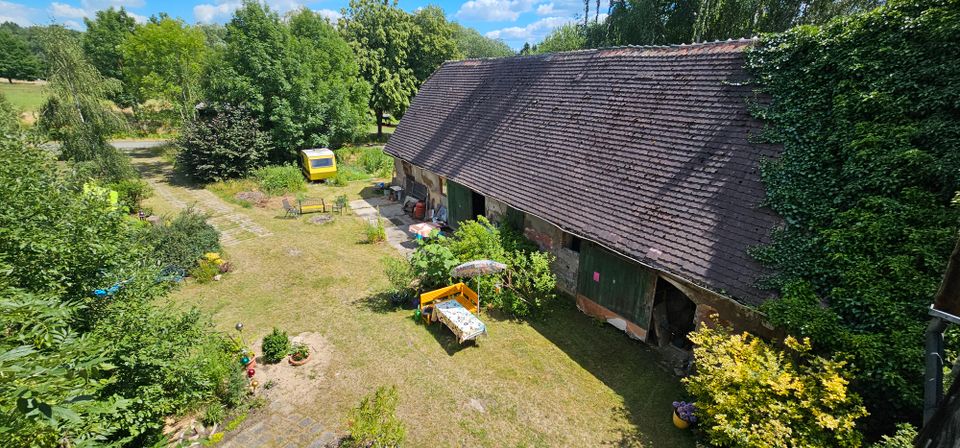 3-Seiten-Hof-Oase mit 4 Gebäuden, eigenem Teich und ca.10.073 m² Grundstück in Ziegelheim