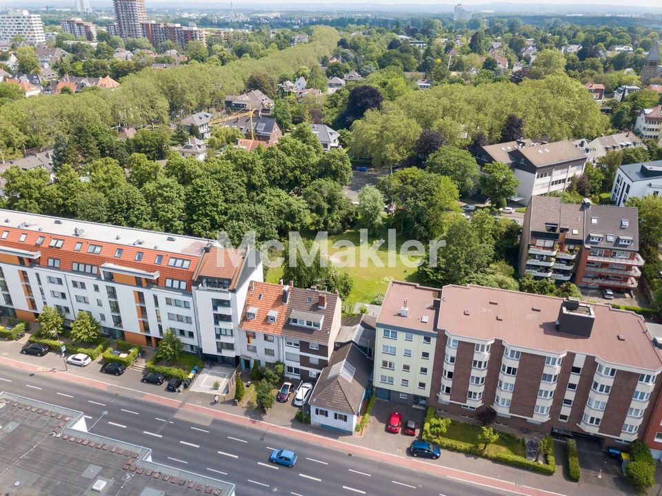 Sahnestück: Bauträgergrundstück mit Baugenehmigung in Spitzenlage in Köln-Marienburg in Köln