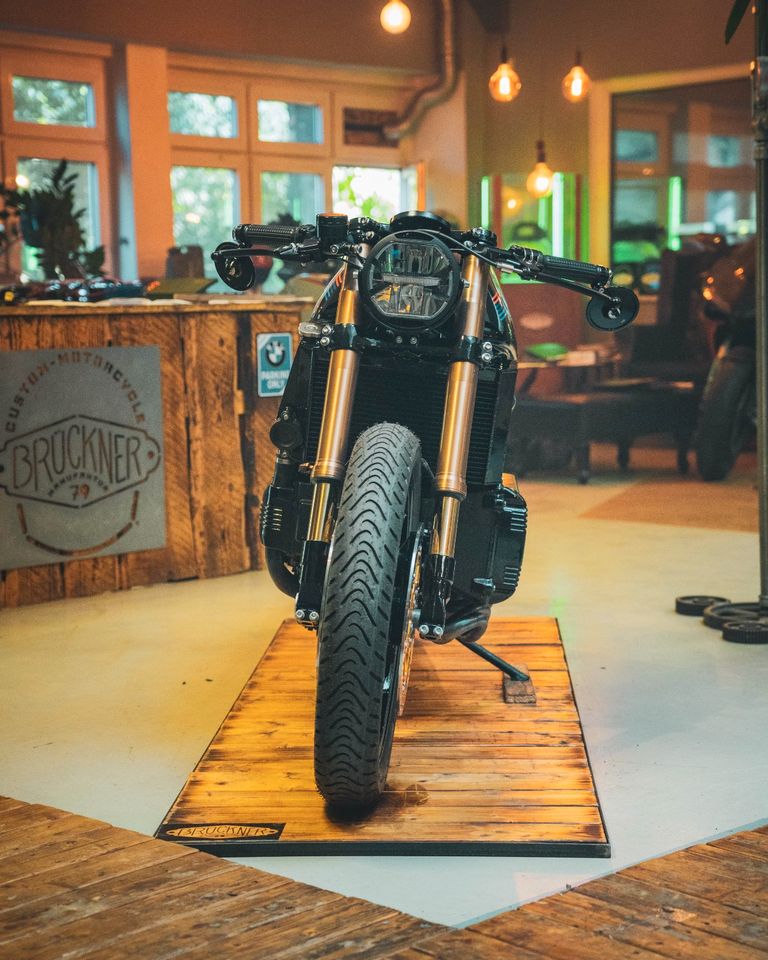 BMW K100 Black Arrow cafe racer in Magdeburg