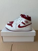Jordan 1 Mid Reverse Chicago wmns 40 Neu unter Retail Baden-Württemberg - Tübingen Vorschau