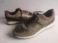 Damen Schuhe Sneaker Schnürer GEOX Gr 41 bronze lila braun Leder Duisburg - Rheinhausen Vorschau