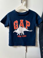 T-Shirt • GAP • 92 • Dino • dunkelblau Niedersachsen - Scharnebeck Vorschau