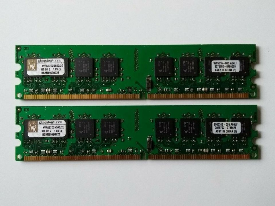 Kingston DDR2-667 PC2-5300 KVR667D2N5K2/2G (Kit of 2x1GB) PC DIMM in Köln