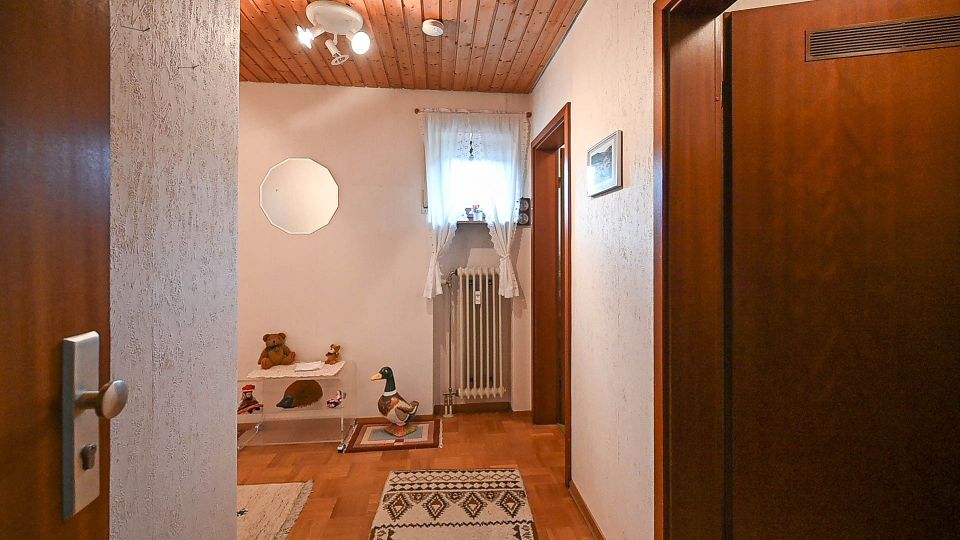 2-Zimmer-DG Wohnung im Kurort Bad Liebenzell | EBK | Balkon | Garage | Keller in Bad Liebenzell