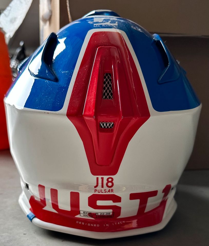 Moto Cross Enduro Helm JUST1  J18 Pulsar Gr. 2XL NEU in Neuching