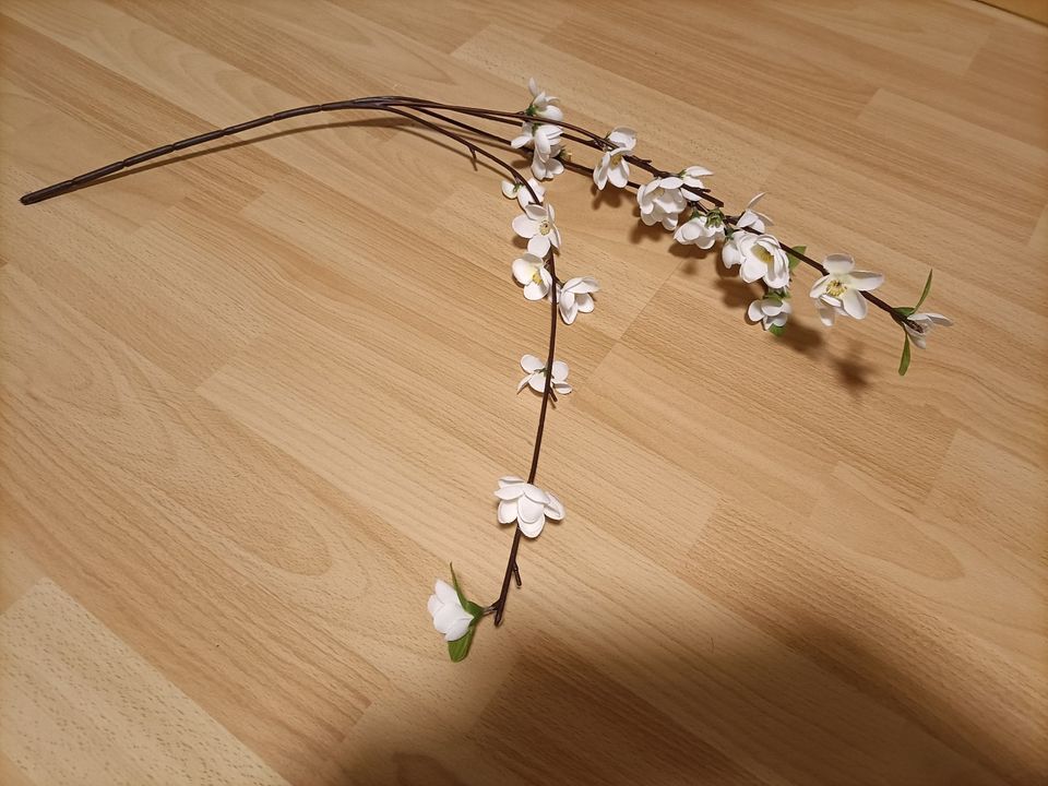 Diverse Kunstblumen in verschiedenen Farben, Hochzeit / Feiern in Karlsruhe