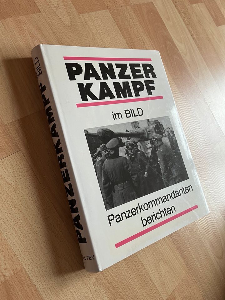 Panzer Kampf im Bild Panzerkommandanten berichten in Stuttgart