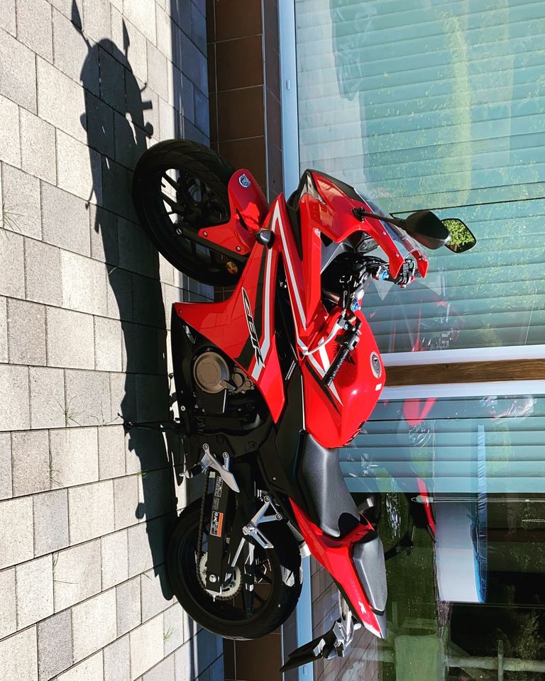 Honda CBR 500r in Bad Salzuflen