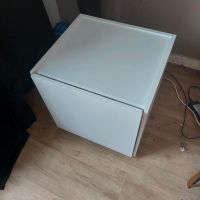 IKEA Nachtschrank × 2, Glasplatte., weiß gestrichen Nordrhein-Westfalen - Pulheim Vorschau