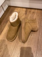 Ungetragene Winter Damenschuhe im UGG Look Rheinland-Pfalz - Mauchenheim Vorschau