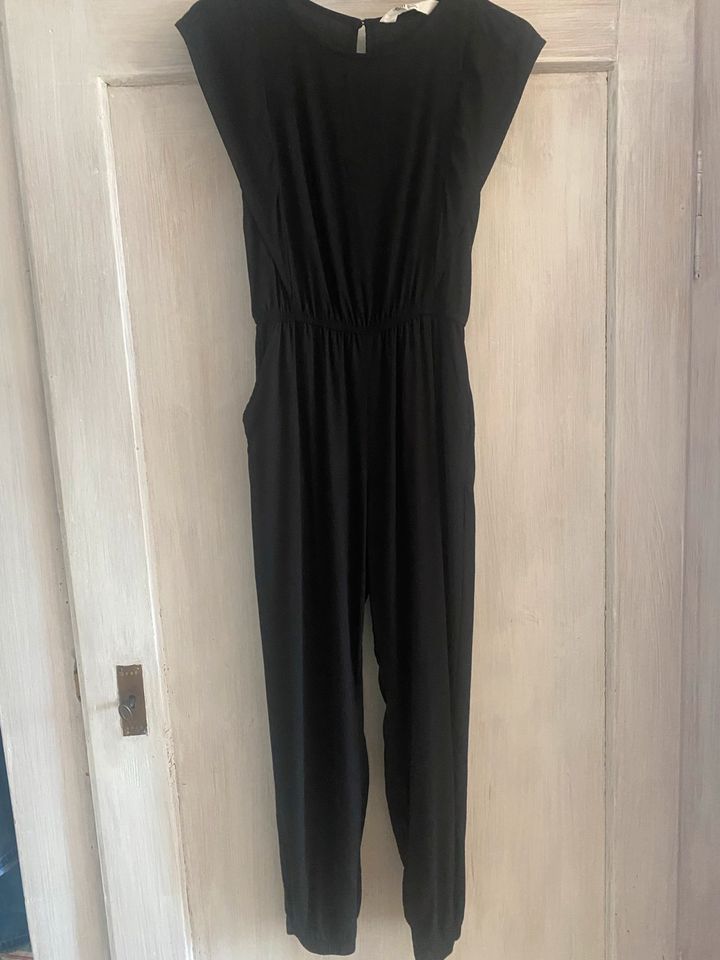 Sommer Jump suit schwarz 140 9-10 Jahre 100% Viskose in Köln