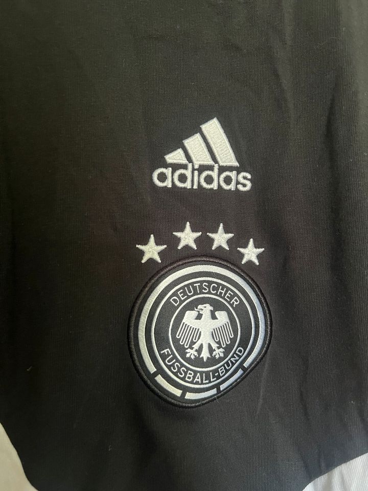 Deutschland T-Shirt Retro in Hamburg