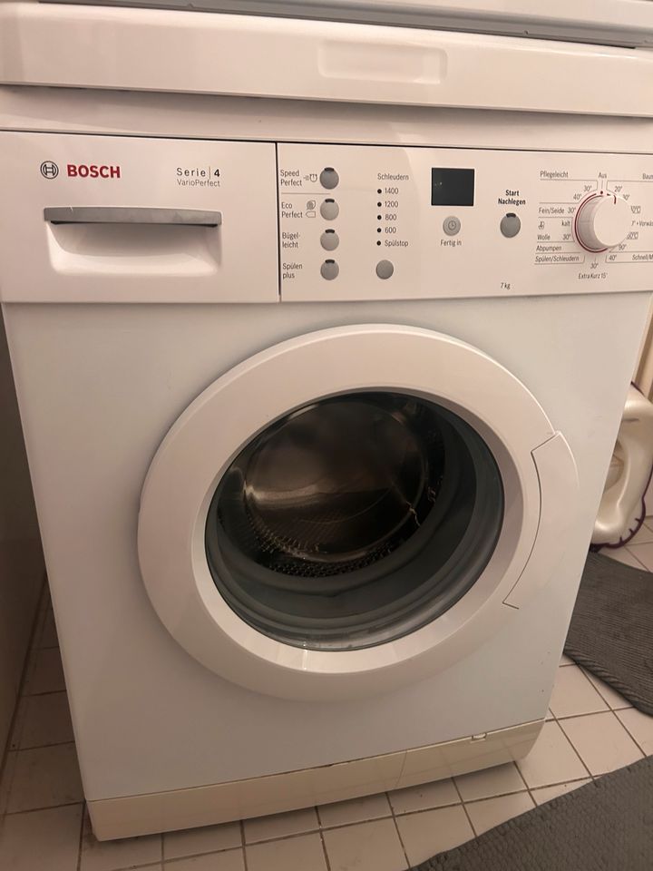 Waschmaschine Bosch Serie 4 in Hamburg
