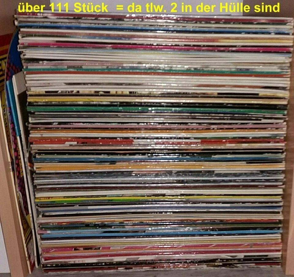 VHS 41 Cass. / DVDs / div. Musik CDs-LPs-Singles NEU + wie NEU in Nordholz