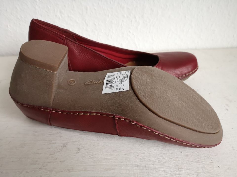 Damen Schuhe Pumps Clarks Emerson Jazz Gr 38 UK 5 rot Leder in Duisburg