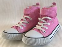 Halbhohe Chucks Sneaker von H&M in Rosa Größe 29 Niedersachsen - Osterode am Harz Vorschau