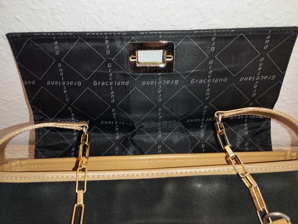 Neuwert.,Graceland Handtasche,schwarz/beige,Wildleder-Optik,30x18 in Schöneberg i. Westerwald