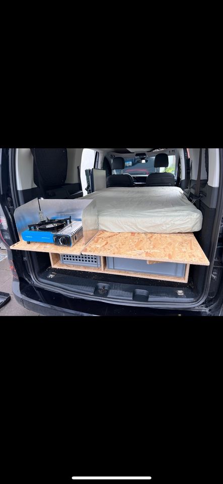 Caddy Campingbox mit Matratze und Sichtschutz, Einbau Bett in Wermelskirchen