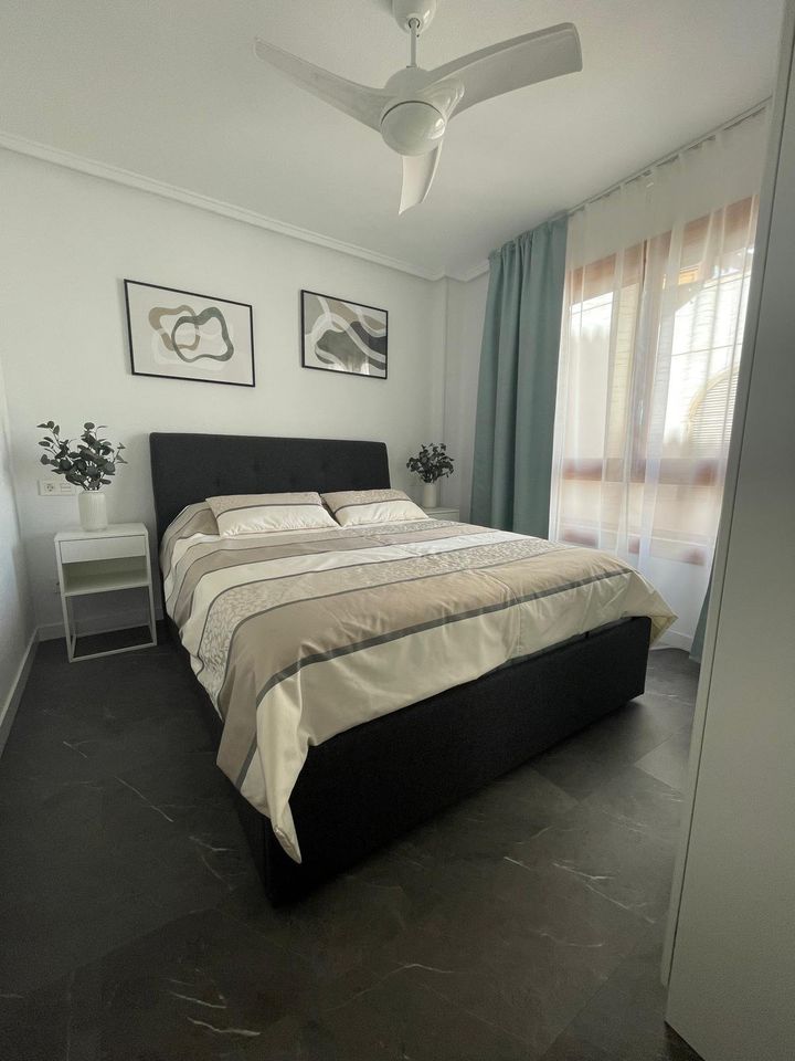 Erstklassig renoviertes Appartement nur 150m vom Sandstrand ⛱️ Torrevieja - Alicante - Spanien in Leopoldshöhe