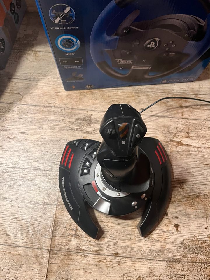 Thrustmaster T150 Force Feedback Lenkrad mit Joystick in Bad Saulgau