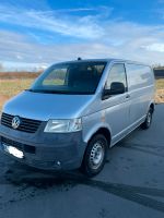 T5 Transporter Volkswagen VW 2.5 Liter 131PS Bulli tdi Diesel LKW Nordrhein-Westfalen - Borgentreich Vorschau